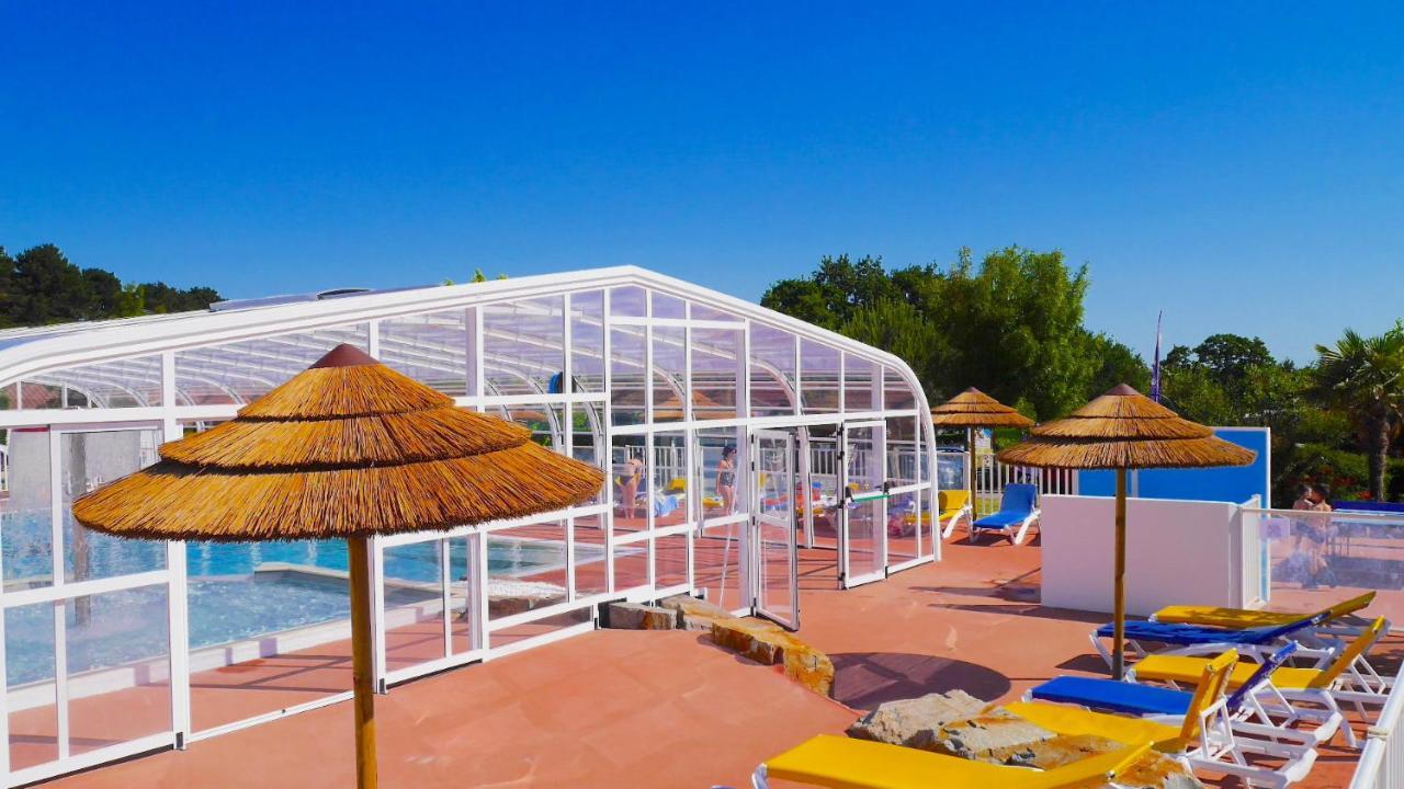 Camping Les Brillas Les Moutiers Esterno foto