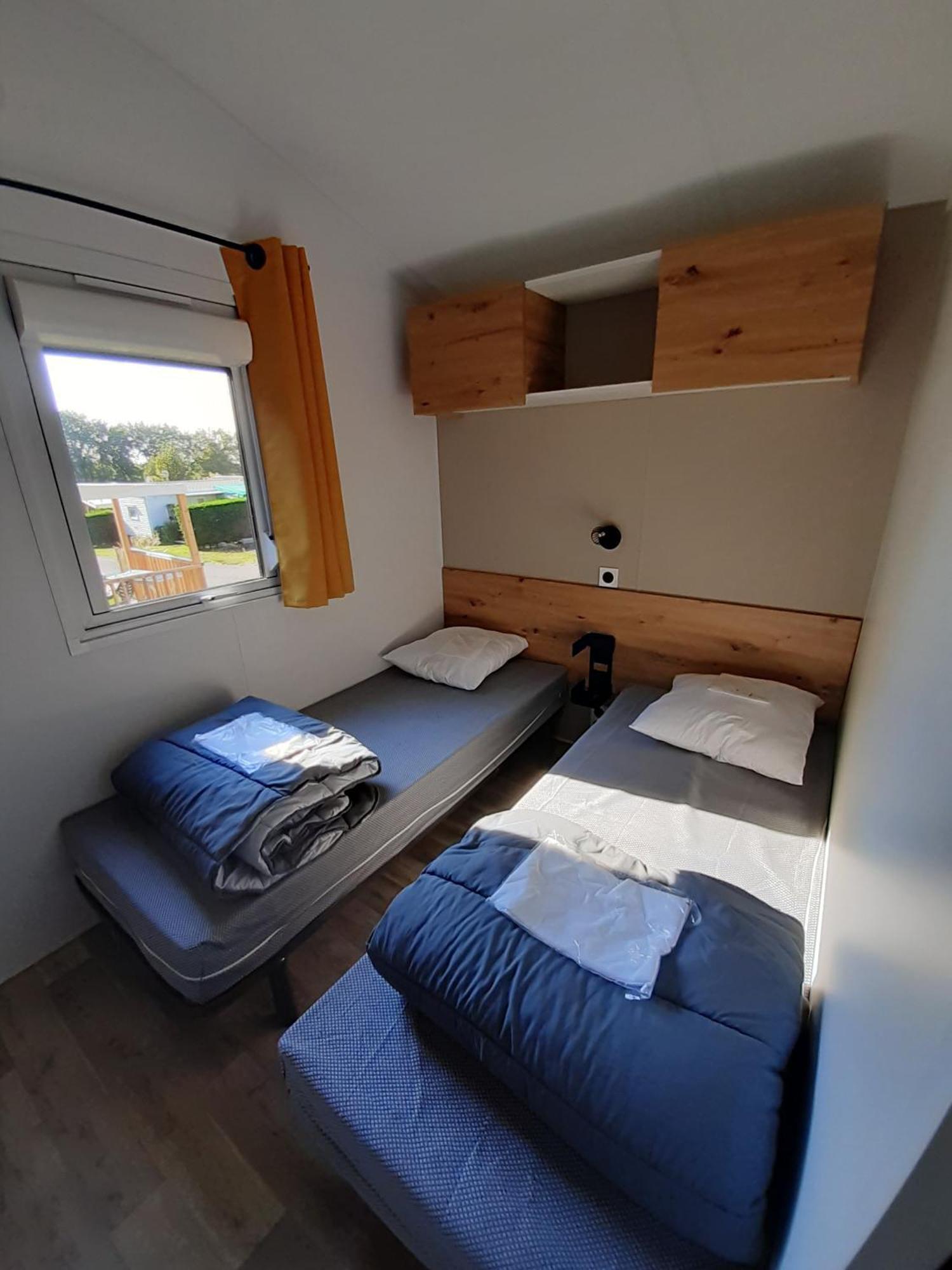 Camping Les Brillas Les Moutiers Esterno foto