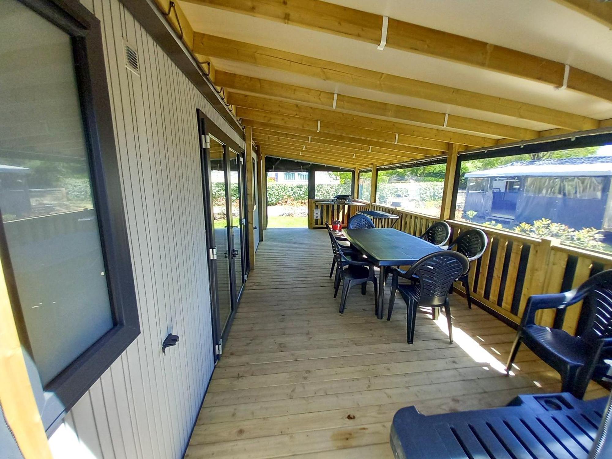 Camping Les Brillas Les Moutiers Esterno foto