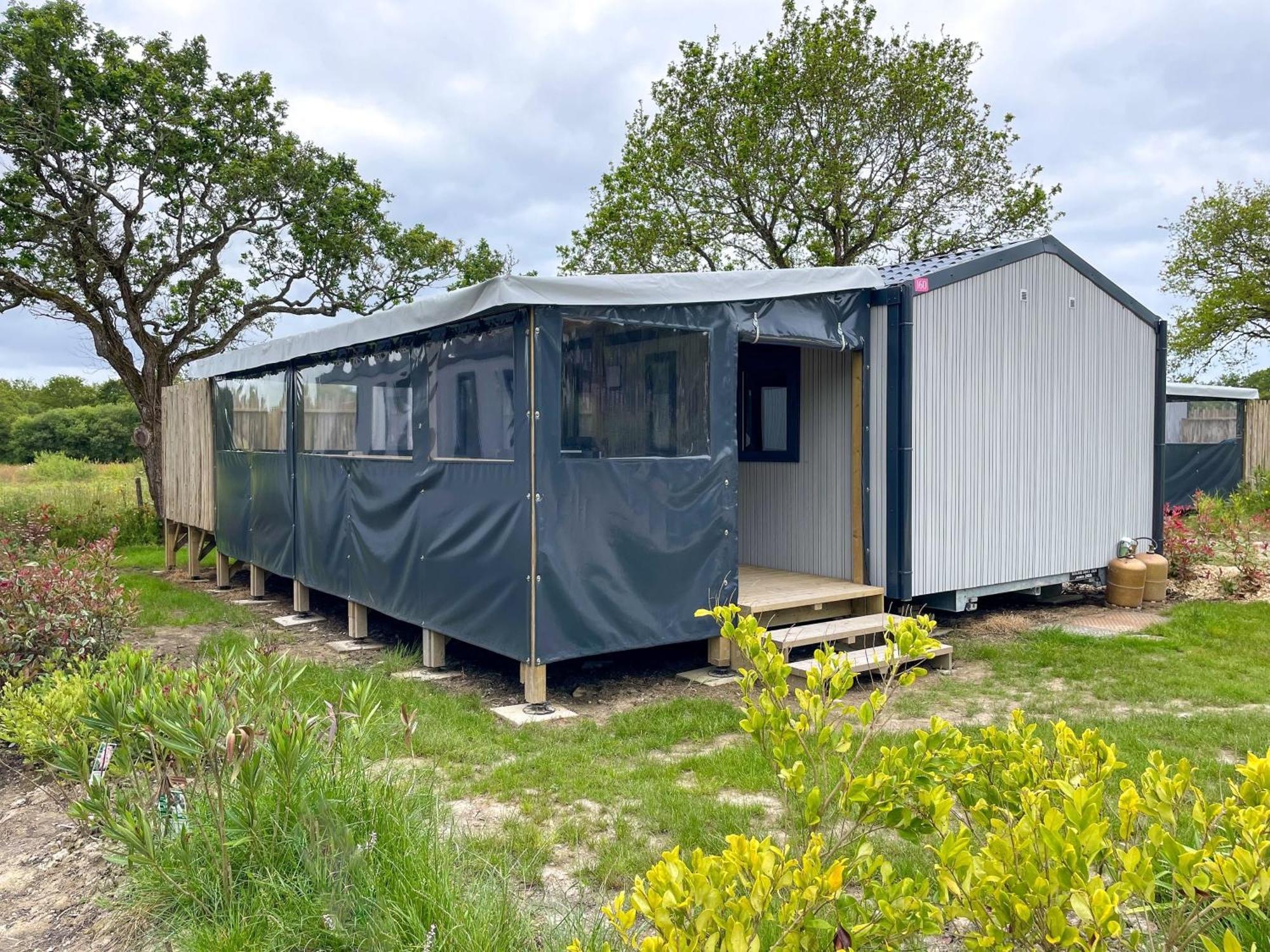 Camping Les Brillas Les Moutiers Esterno foto